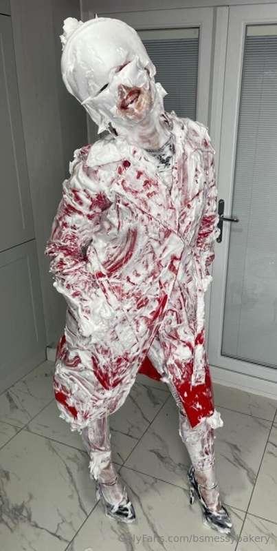 Good evening my messy family! How are you? I’ve had a busy d..