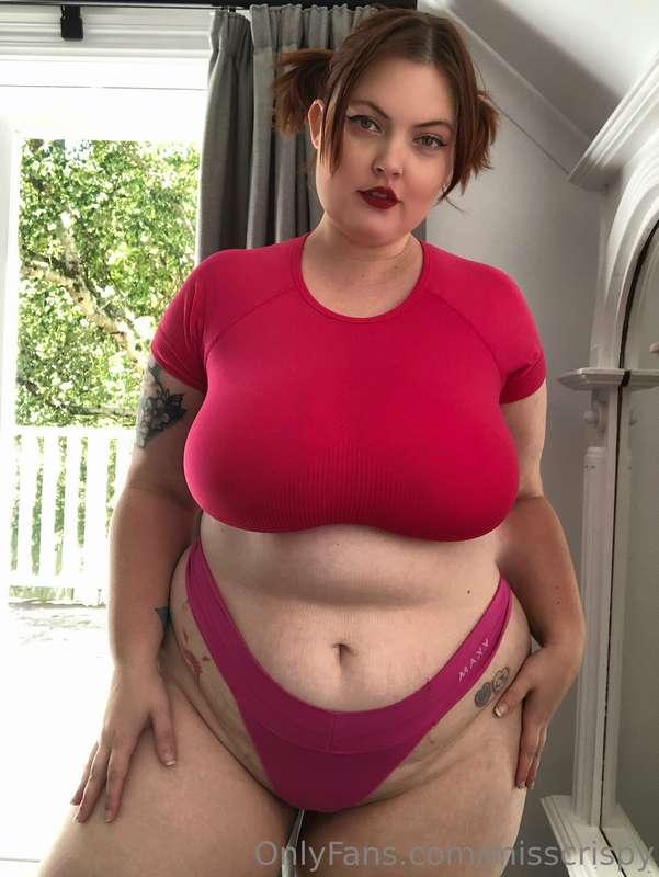 Did you know i have a naughty snapchat? The first 10 to tip ..
