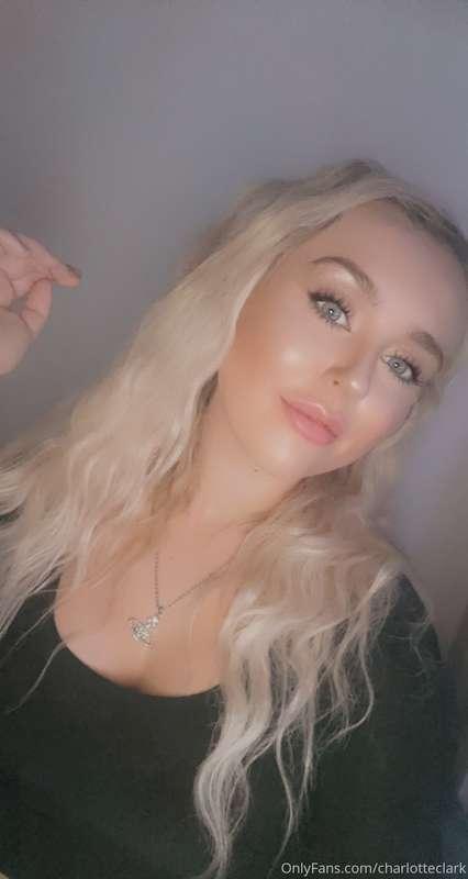 Tell me I’m pretty 👑