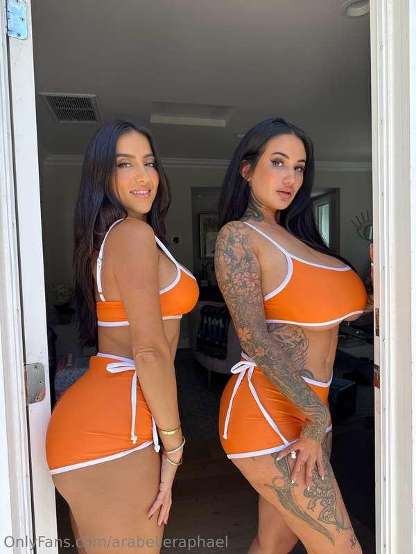 Warning: We tease in sync ⚠️