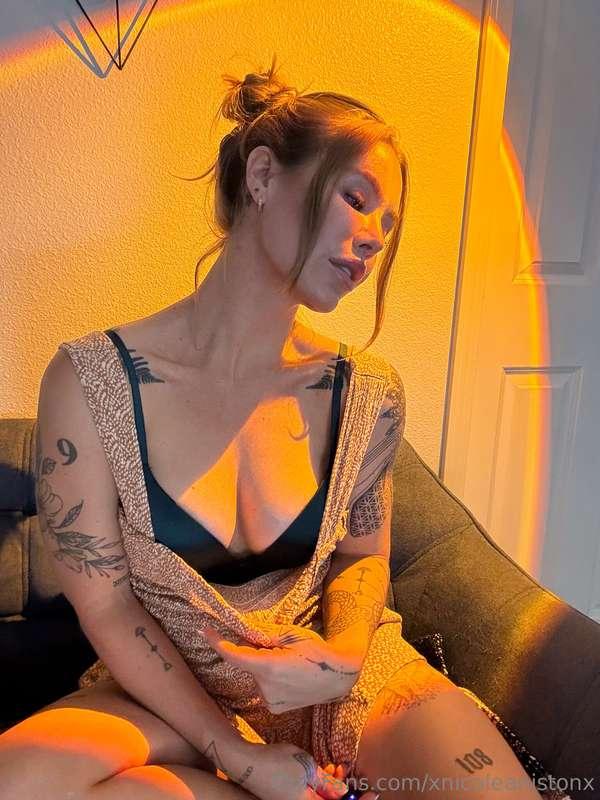 Caught you staring at my tits 🫣 What are you gonna do?