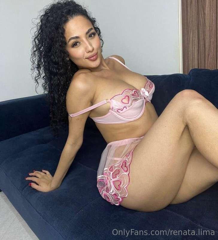 she’s the kind of girl who’ll steal your hoodie… and your he..