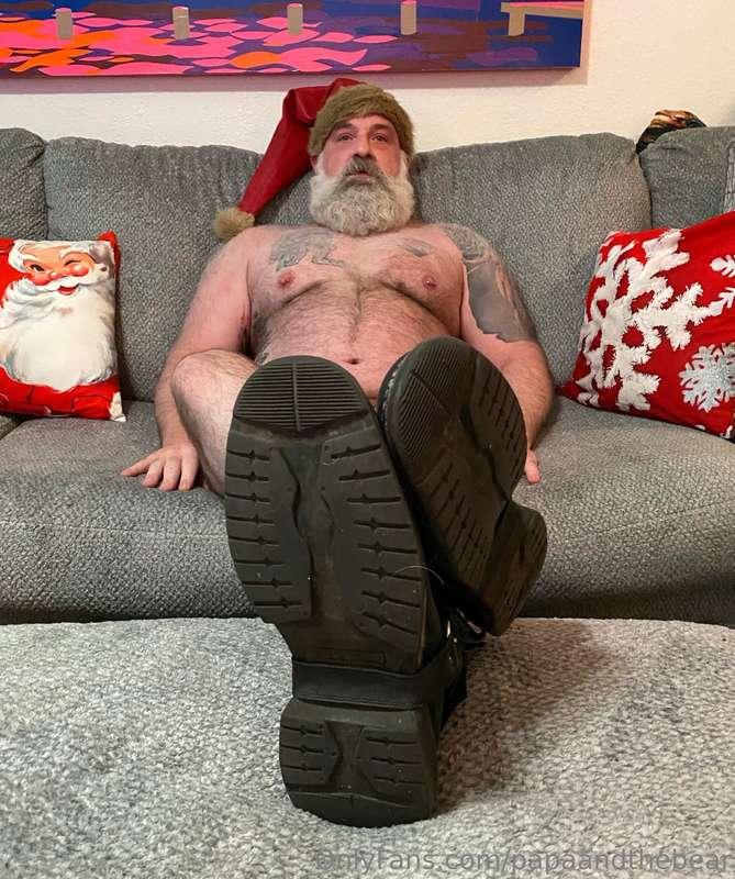 Santa’s putting his feet up before the trek around the world..