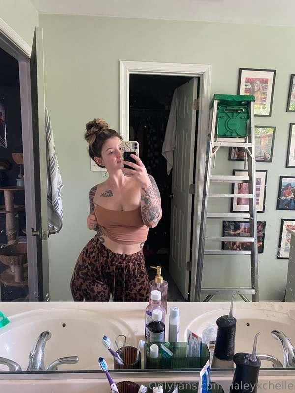 kinda wanna show you something wild rn... come say hi 😉