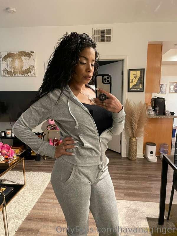 Feeling comfy⛈️💗