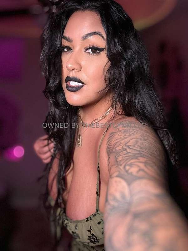 Tell me what turns you on when you sub to my main page 🖤http..