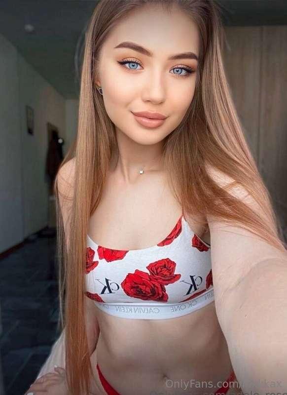 @adele_rose @adele_rose @adele_rose
❤️Hey, I can see that yo..