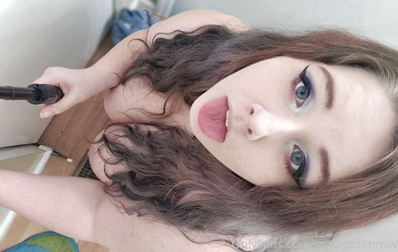 You know what I'm begging for don't you?🥺😘