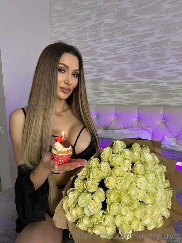 Yayaaa my BIRTHDAY in just a couple of days!🥳
Do you want to..