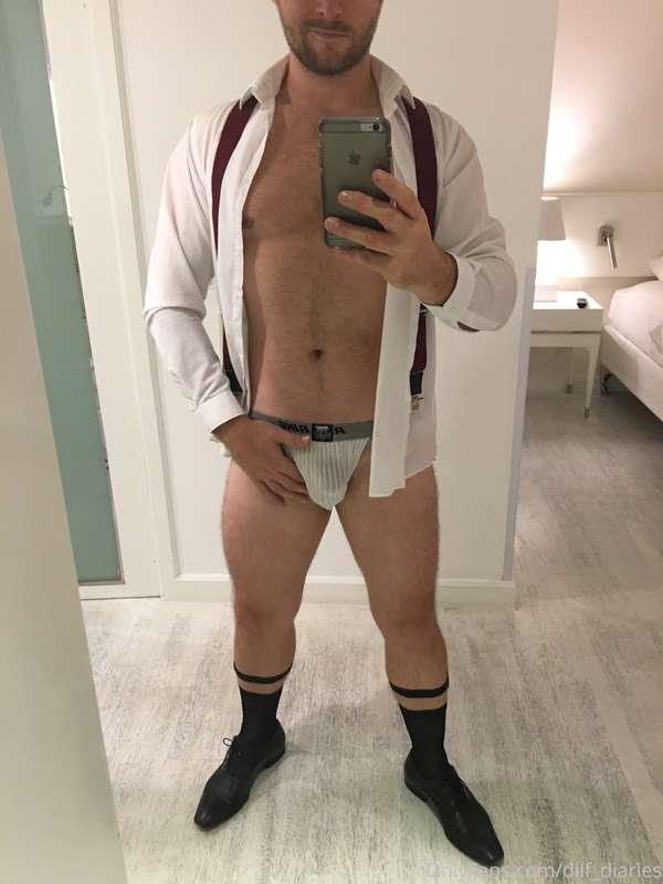 Before he came round for a quick encounter to sniff my jock ..