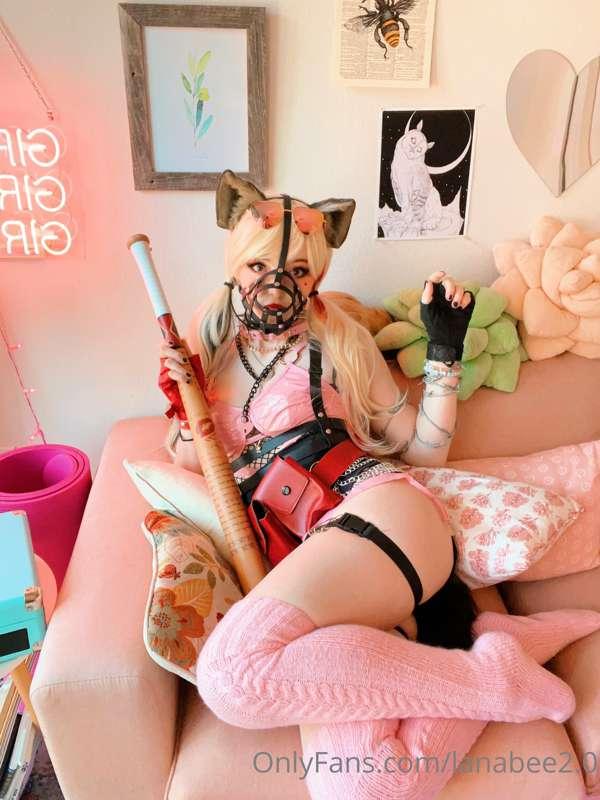 Dirty talk and flashing as Harley Quinn, and my full Harley ..