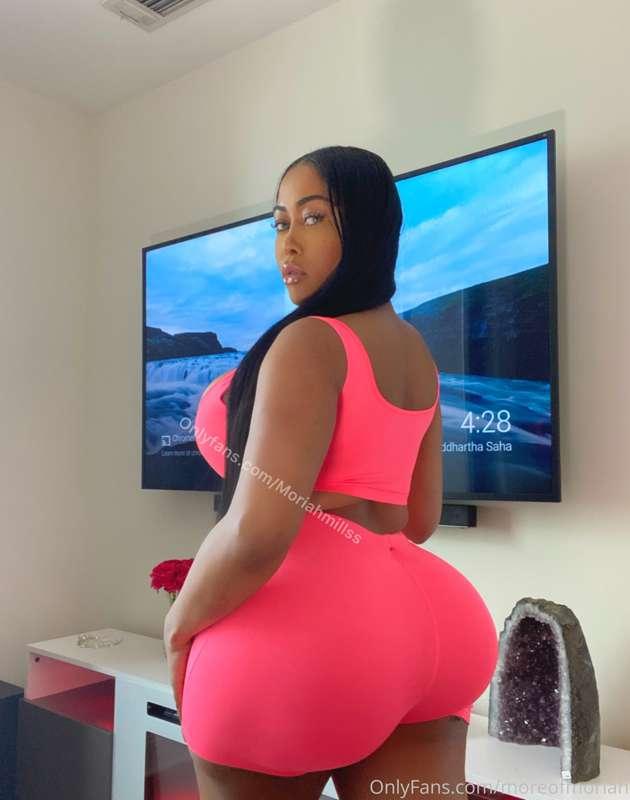 💦WORKOUT FUCK ROUTINE🥵 Do you want to see this juicy oiled b..