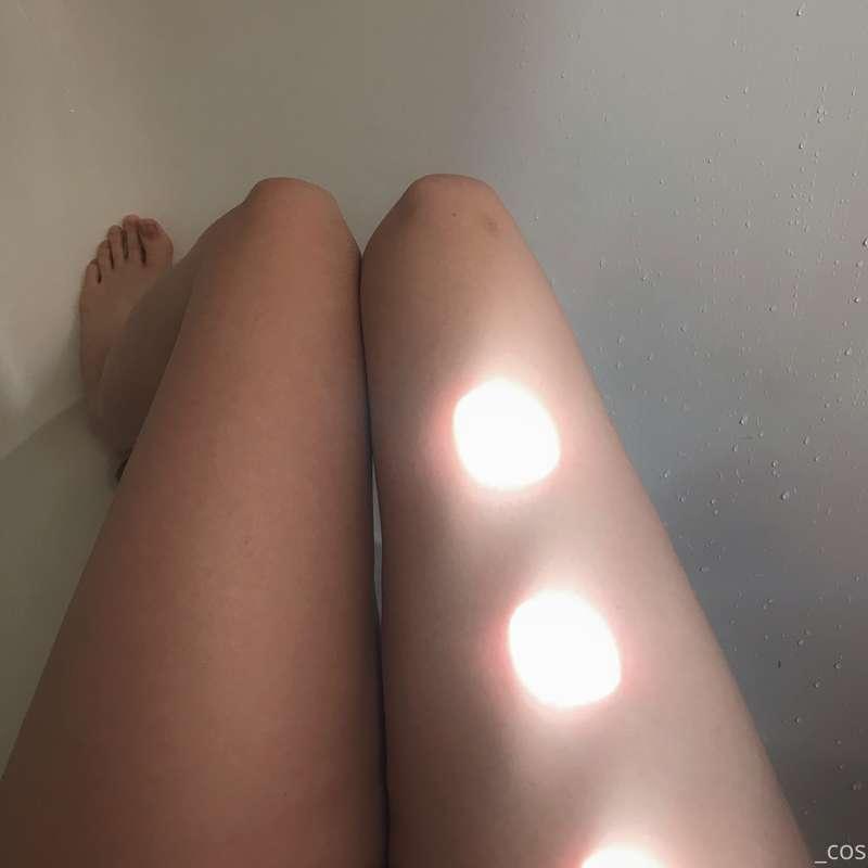 Good morning! ☺️💗 I really like to take a bath in the sun!💛 ..