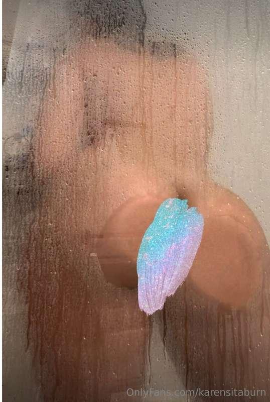 Spread my ass WIDE open