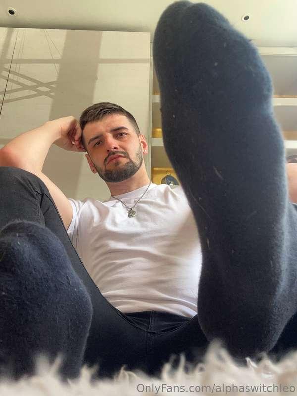 I see you down there begging boy 😈