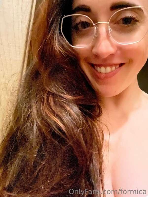I wear glasses now. Felt cute. Do you like em?