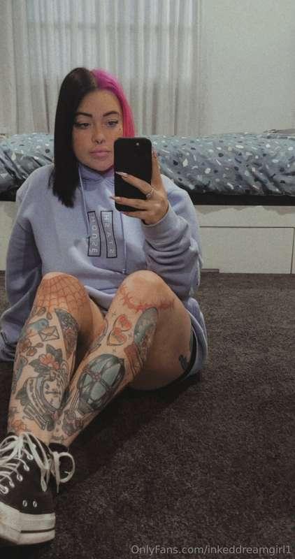 Getting a new tattoo today .. can you guess what I’m getting..