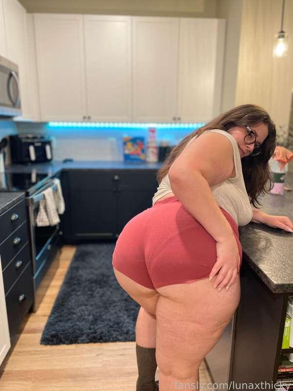 lunaxthicky image #1