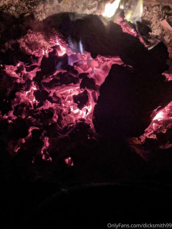 Mmmmm... Campfire...