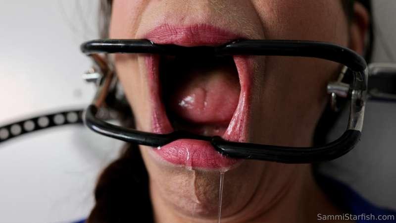 Pic set from "The Disobedient Receptionist - Vol 1"
Part 2

..