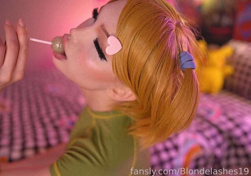 blondelashes19 image #14