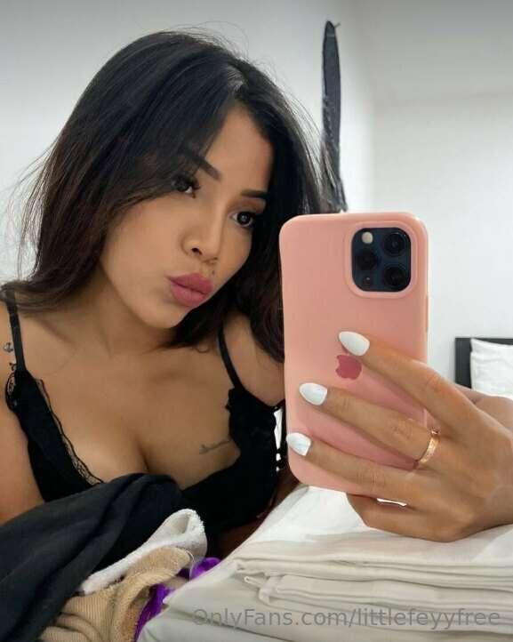 Just here, trying to be silly😋

https://onlyfans.com/littlef..