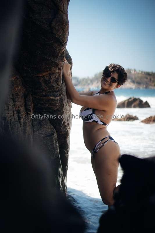 Hey cutie - I’m running a special for my @mscookiejar premiu..