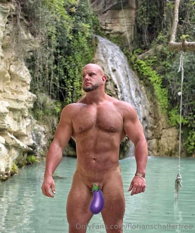 Adonis baths 🙌 .-20% for All my content https://onlyfans.com..
