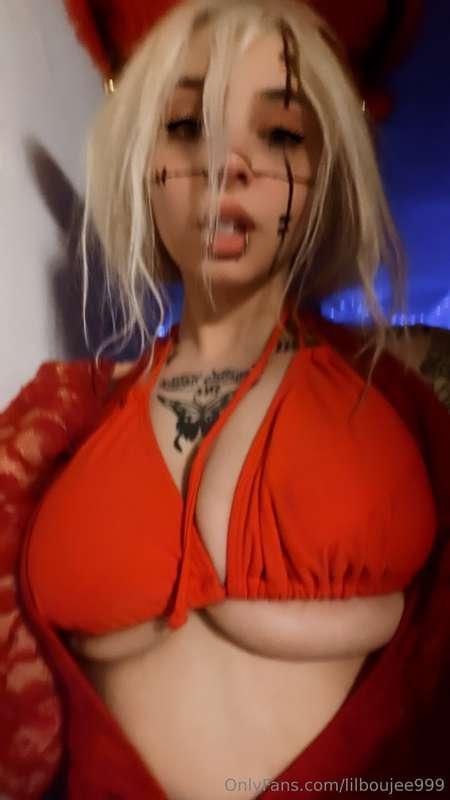 wanna help me take this off? 😈