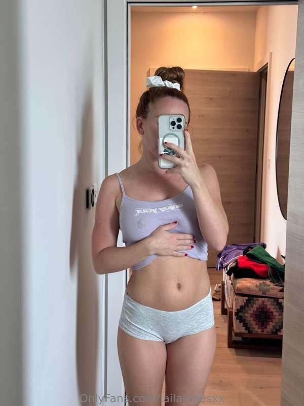 Swipe for a tease 😜