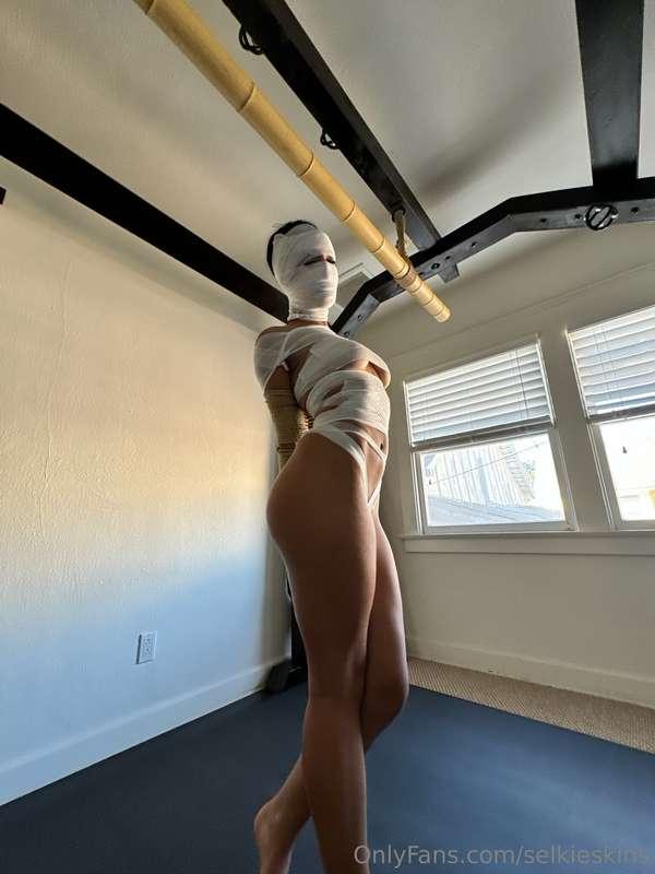 Showing off my mummified damselled tied sweaty convulsing bo..