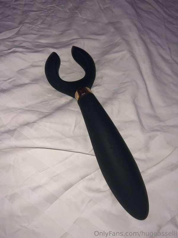 Jag inviger min nya leksak imorgon kväll runt 20 💋 Välkommen..