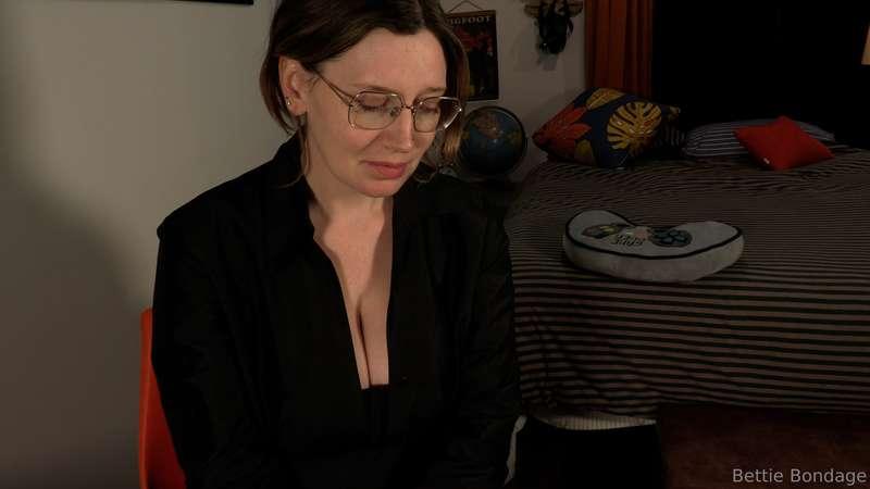 A freeuse taboo clip--wish I could share the dirty descripti..