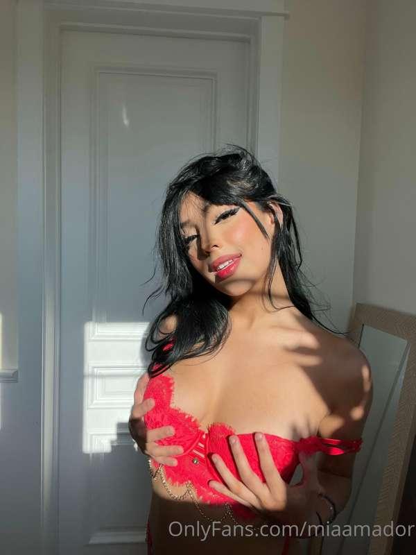 you know im a handful 😘