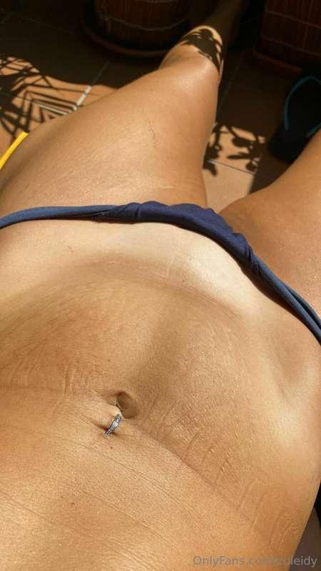 navel in the sun