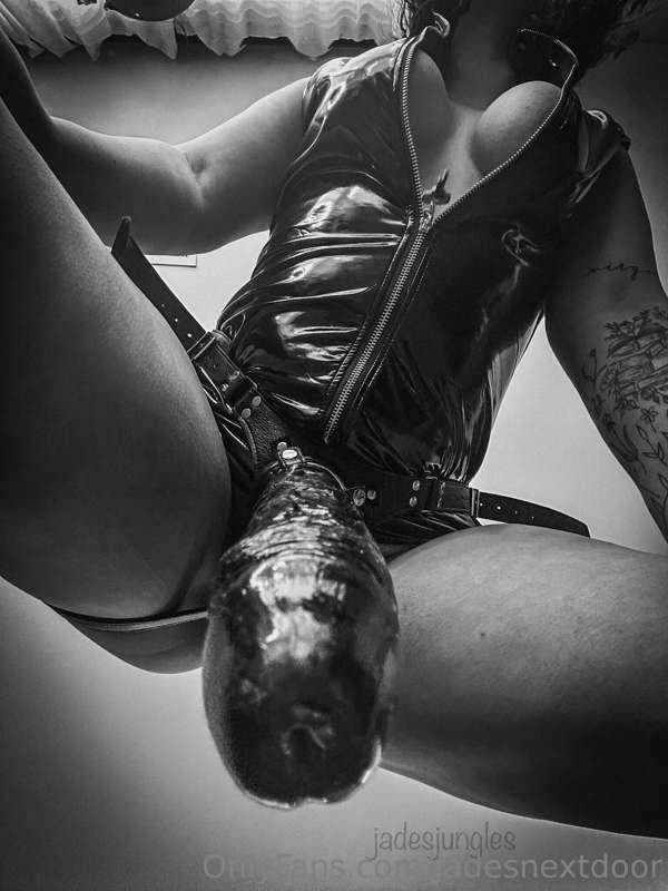 Hope you’re hungry baby 🖤❤️🖤