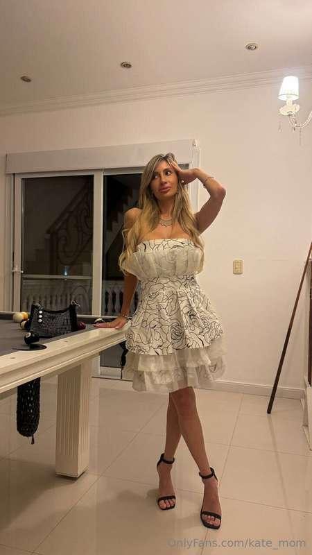 Hey there! Do you have some free time? Wanna talk? 😚