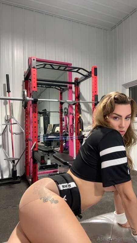 Tip $15 to get a special training sesh 😼