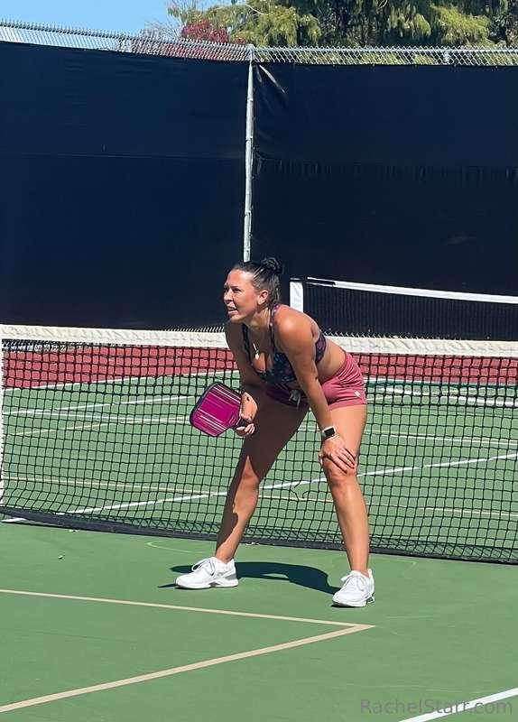 Weekend vibes 🏓 <-- LOLZ!! 