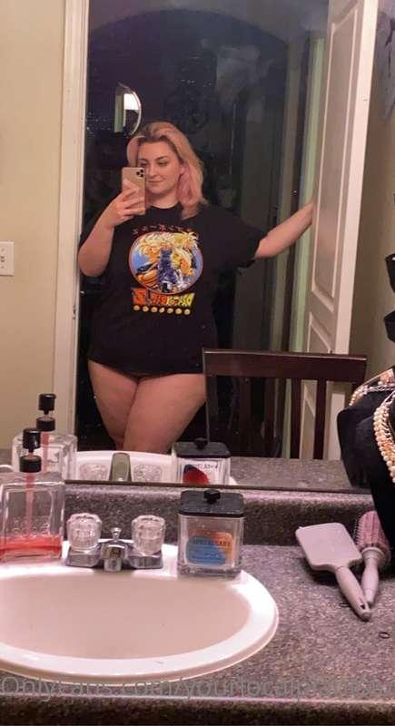 yourlocalplantslut image #1