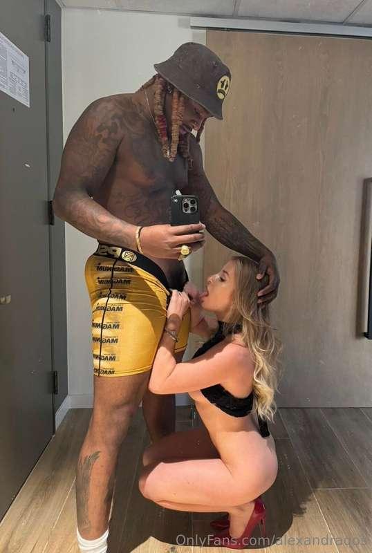 Give it to me!!
