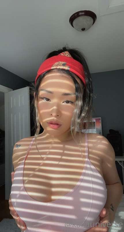 big medium size jugz but nvm those just stare into my eyes