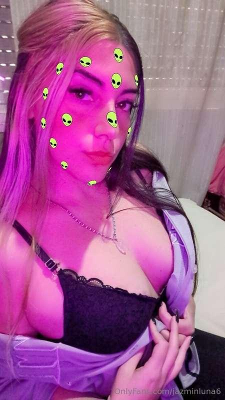 Do you want to play with me? 💦