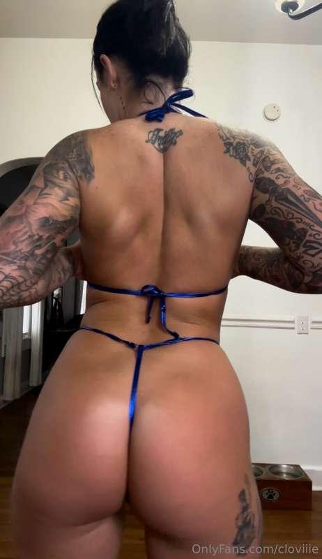 I love my back and ass! Do you? ;)