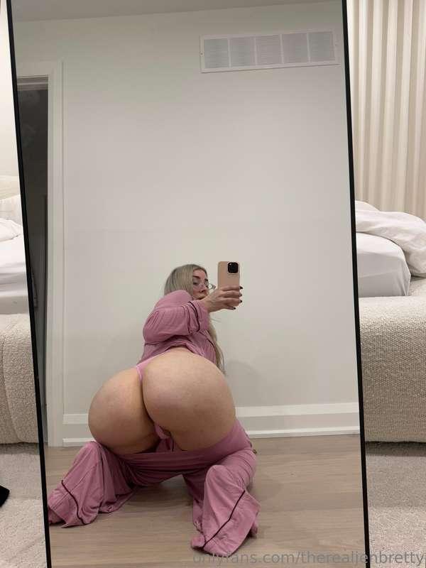 I have no plans tonight….. hanging out in my pjs and wanted ..