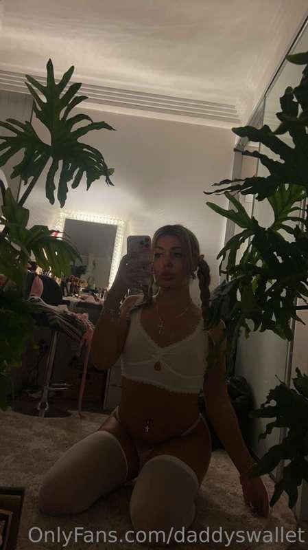Feeling cute 😘💕