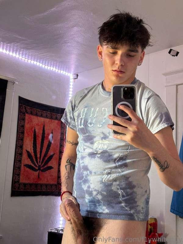 f1ywhiteguy image #0