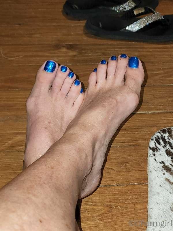 Got my toes done today! So pretty!