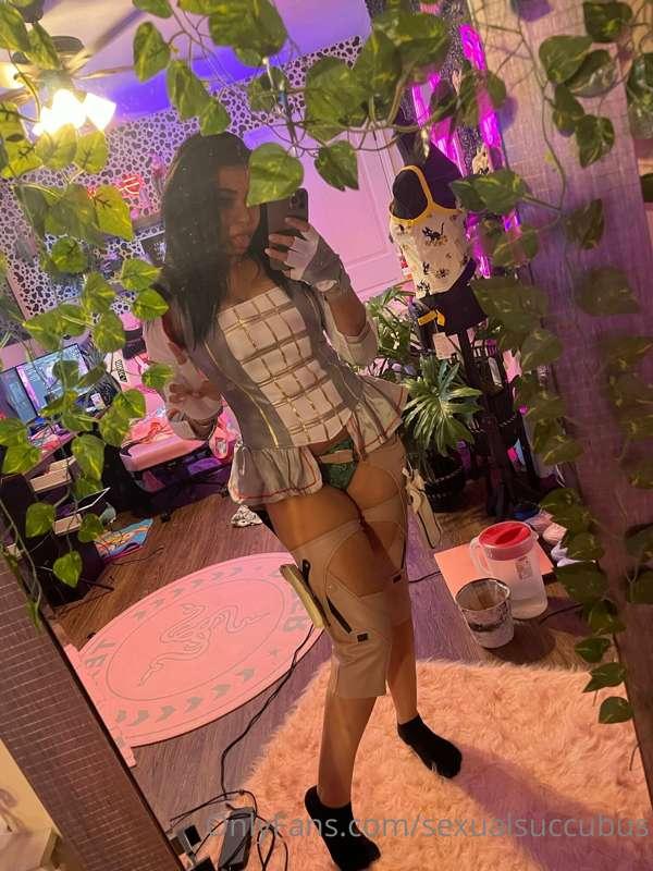 Who Is Excited For My Loba Cosplay!?