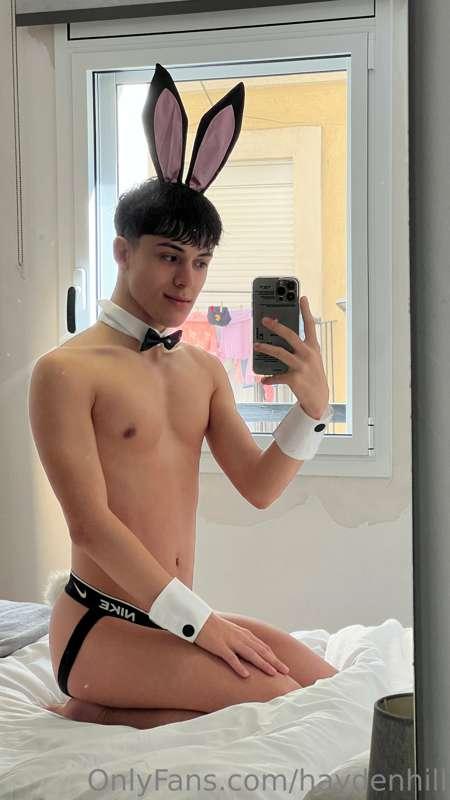 Want me with my tail in the air?😜💦